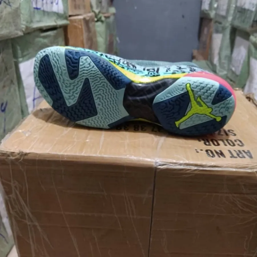 کفش ساق بلند