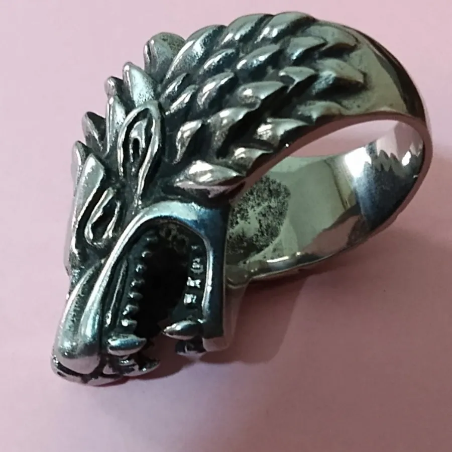 انگشتر گرگ Got