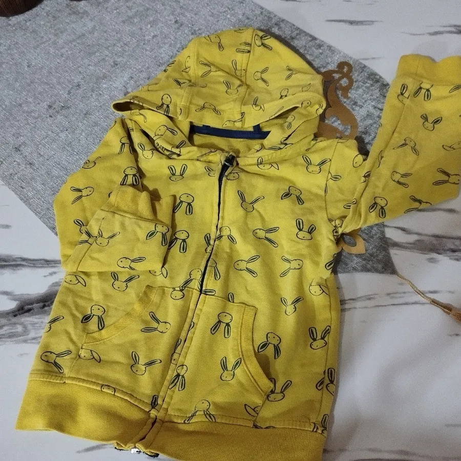 سویشرت بچگانه