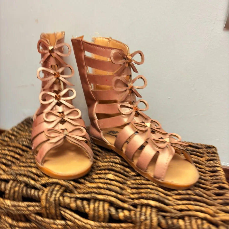 صندل گلادیاتور