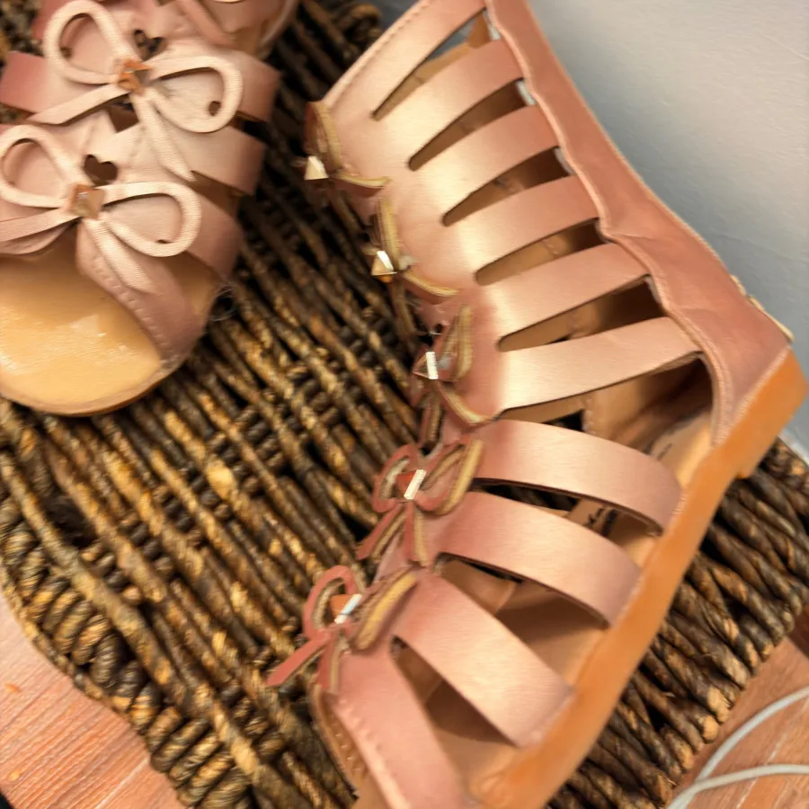 صندل گلادیاتور