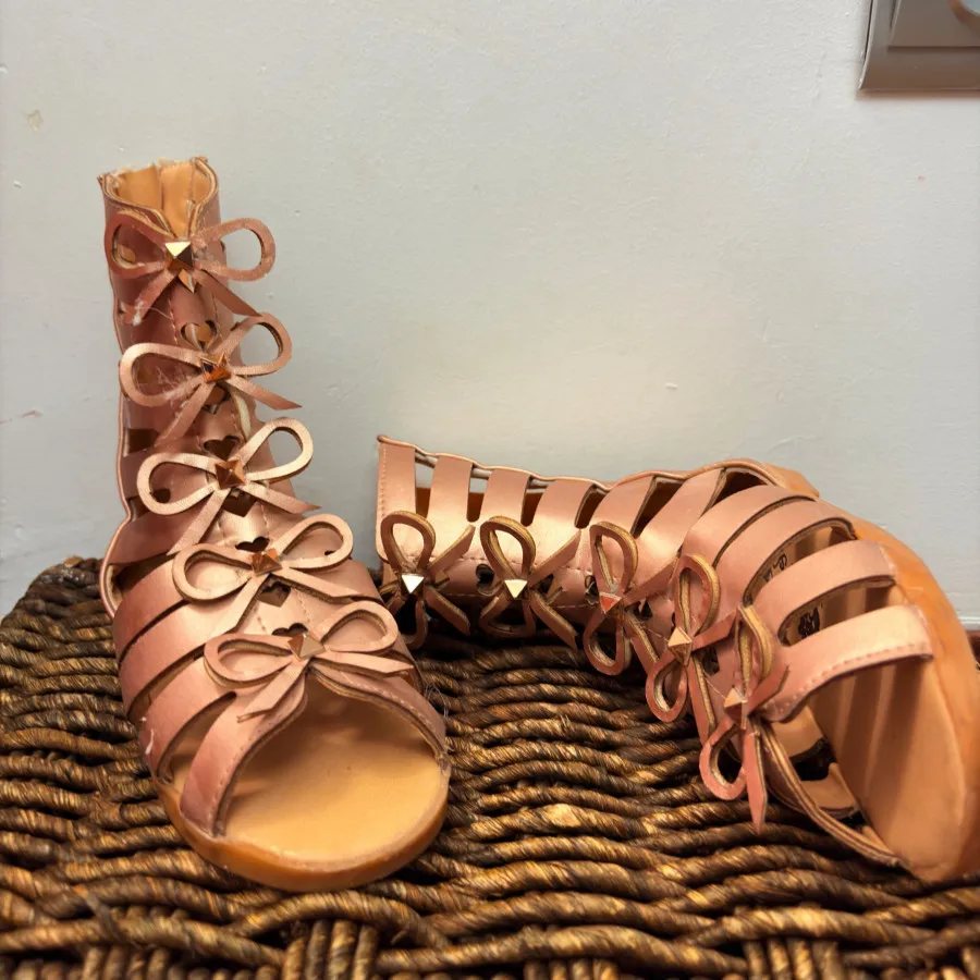 صندل گلادیاتور