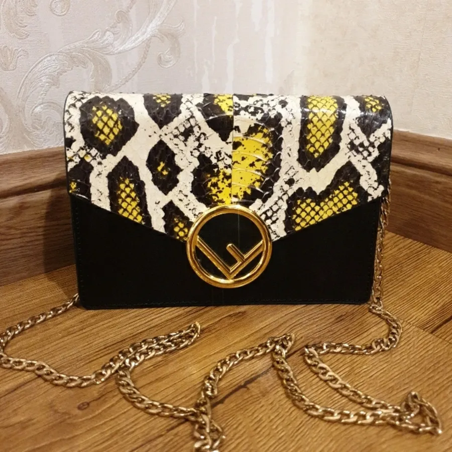 کیف تمام چرم شانی