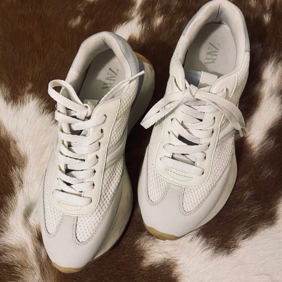 کتونی زارا اصل