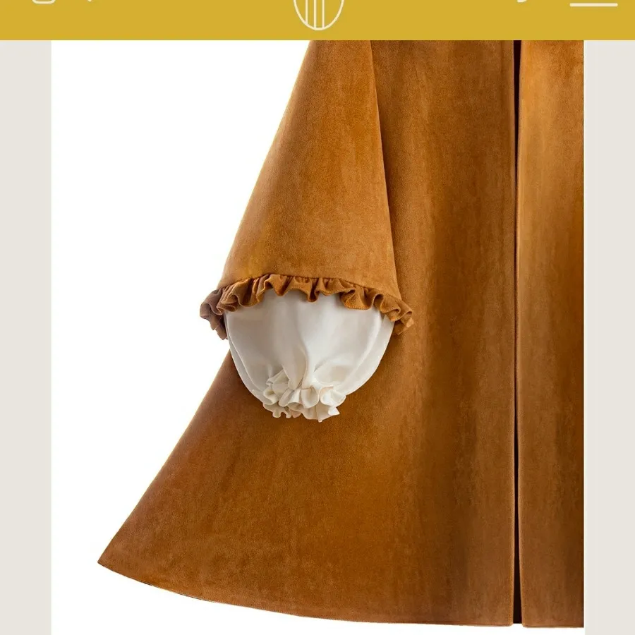 پالتو خامه‌ای رنگ شتری