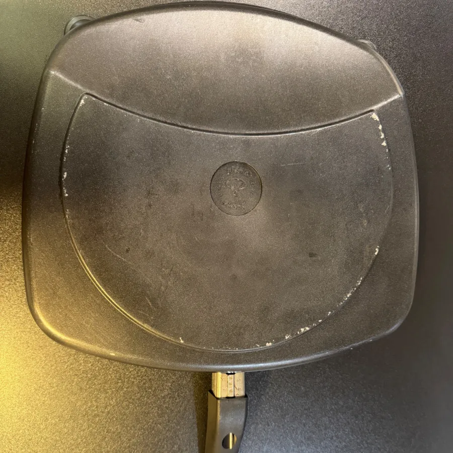 تابه گریل چدن گرانیت