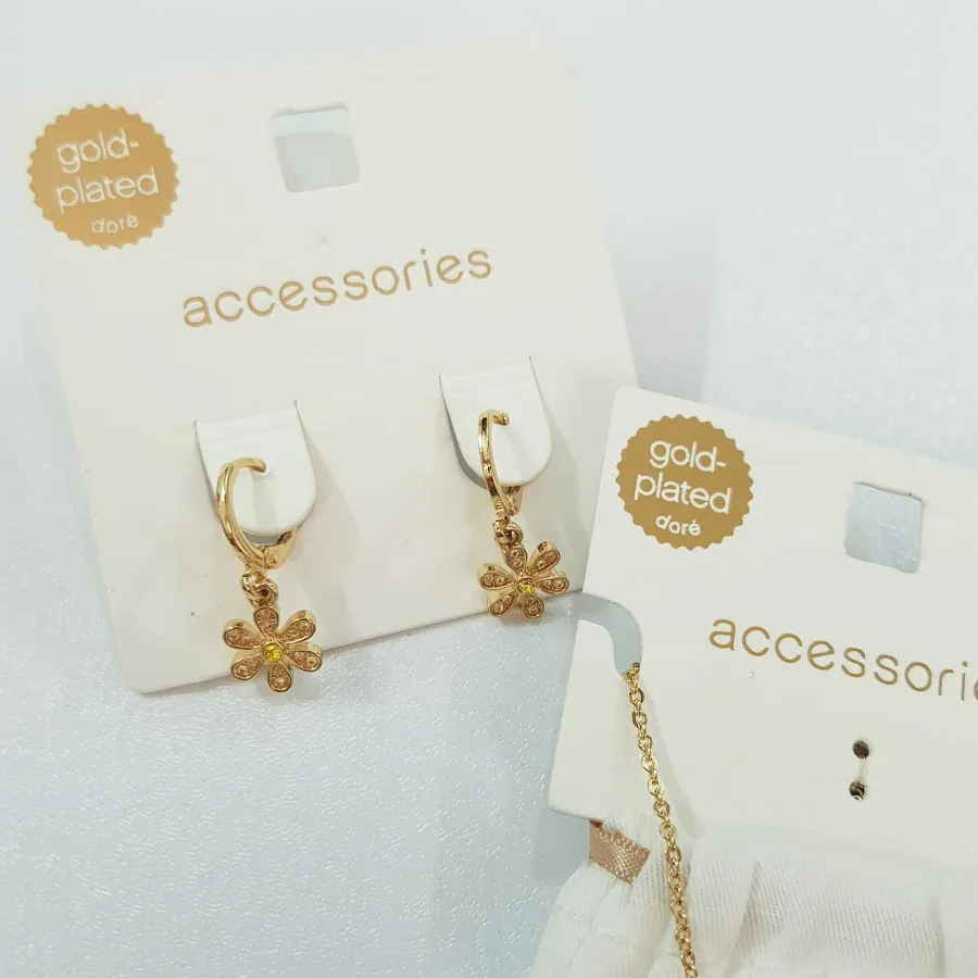 نیم ست گردنبند گوشواره گل