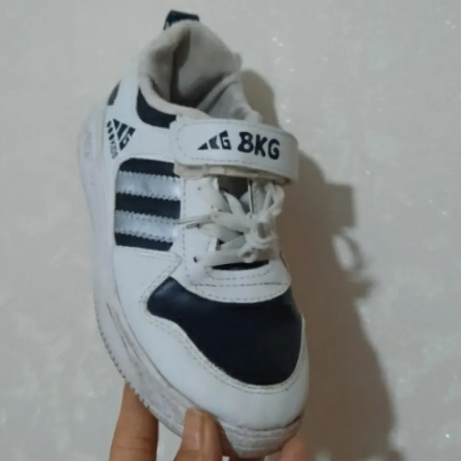 کفش بچه گانه 32