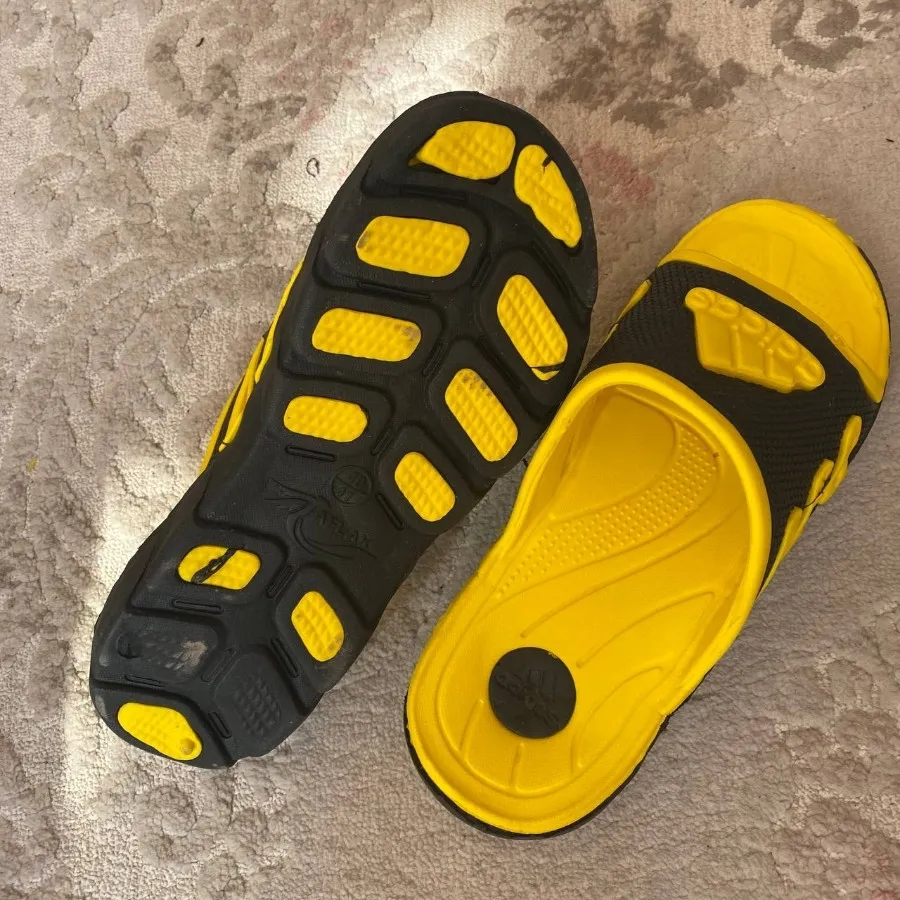 2 جفت دمپایی