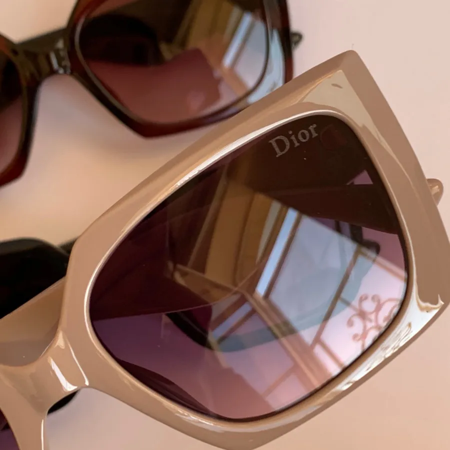 عینک آفتابی دیور