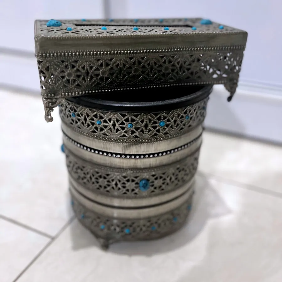 سطل و‌جا دستمال کاغذی