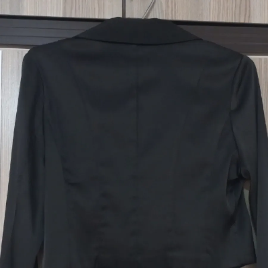 کراپ کت ساتن