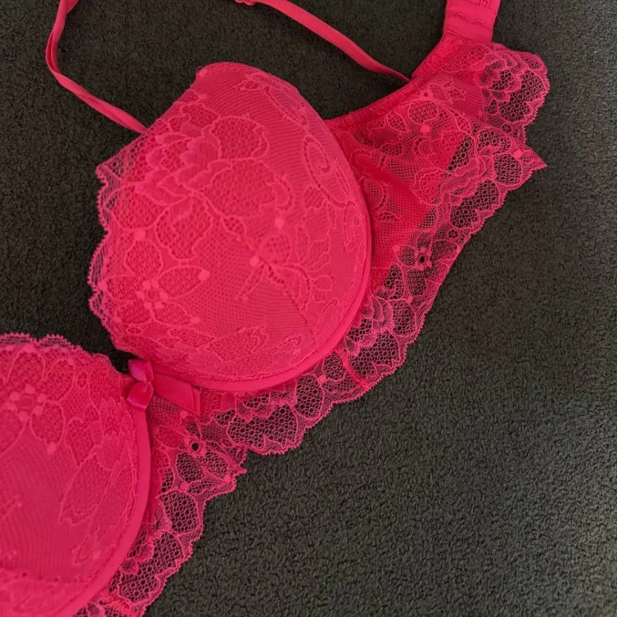 سوتین خارجی