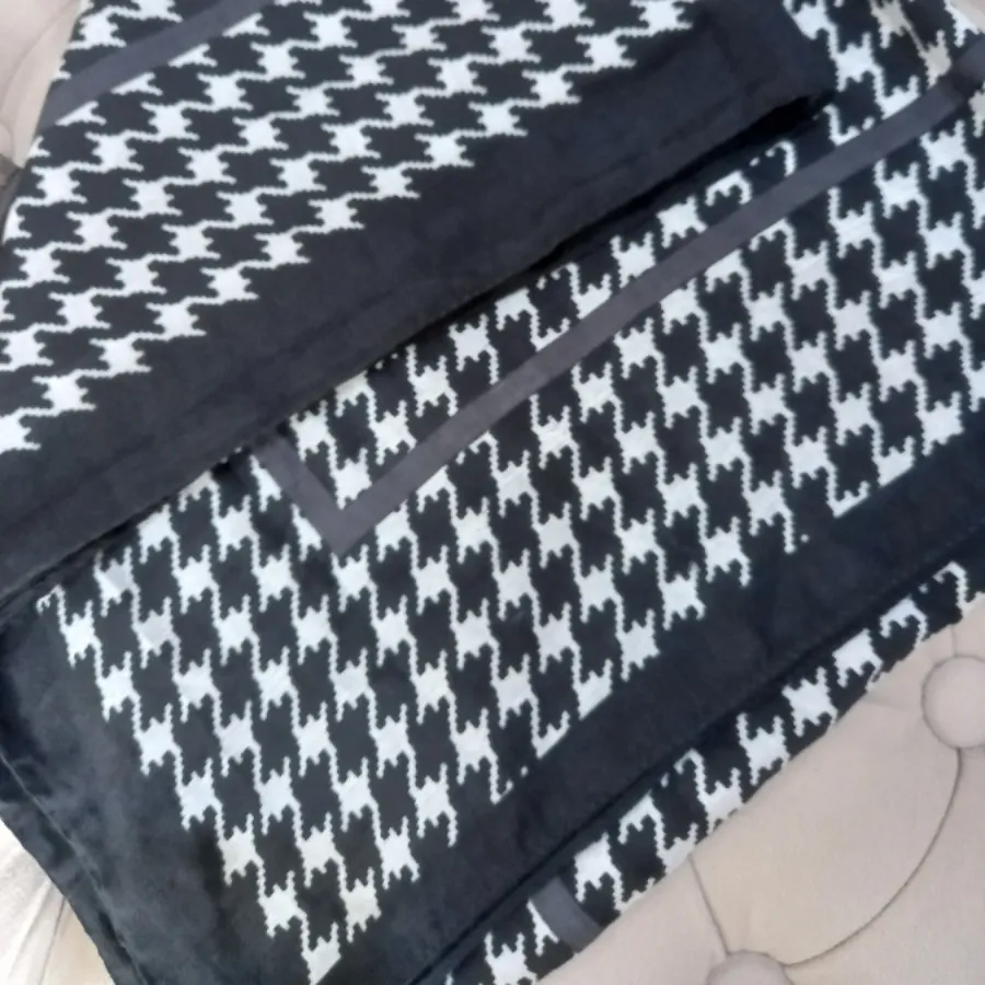 شال نخی طرح پیچازی