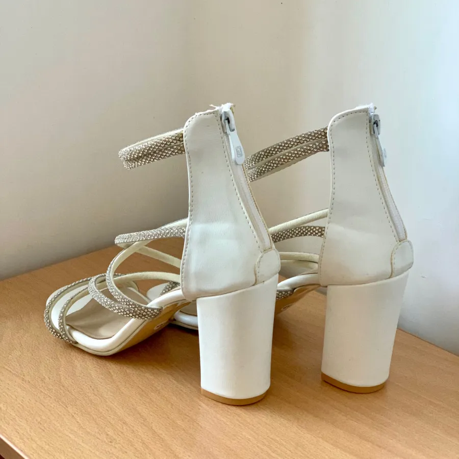 پاشنه بلند بندی