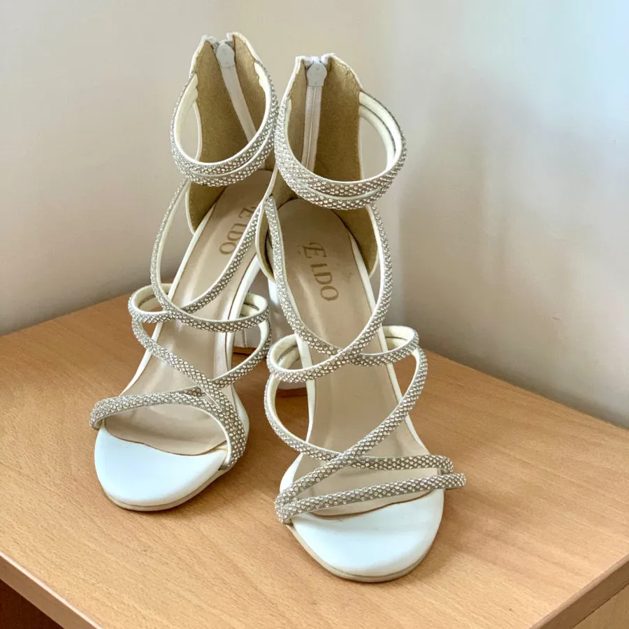 پاشنه بلند بندی