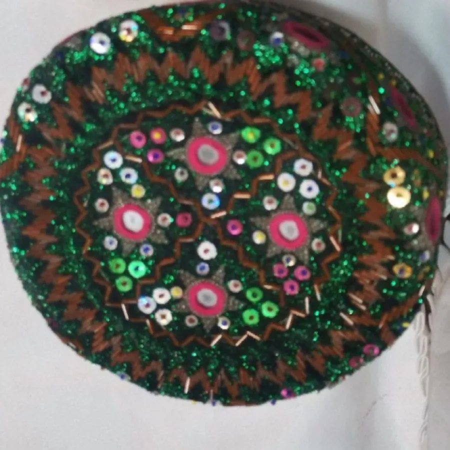 کلاه منجوق دوزی سنتی