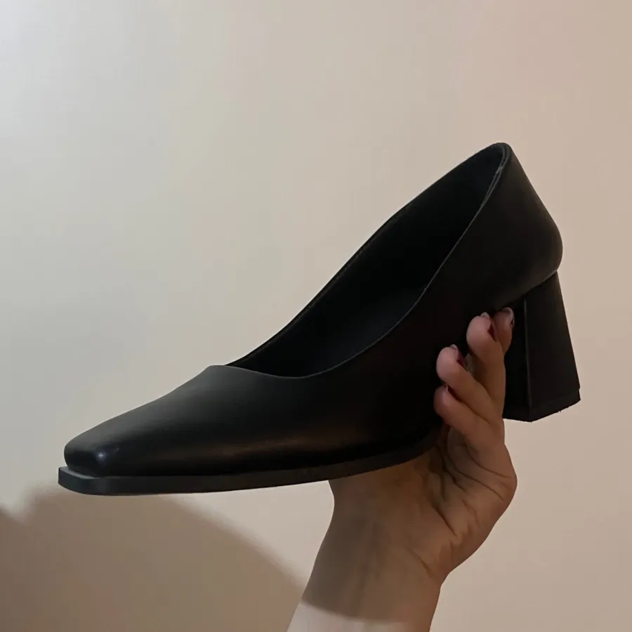 کفش پاشنه بلند مشکی