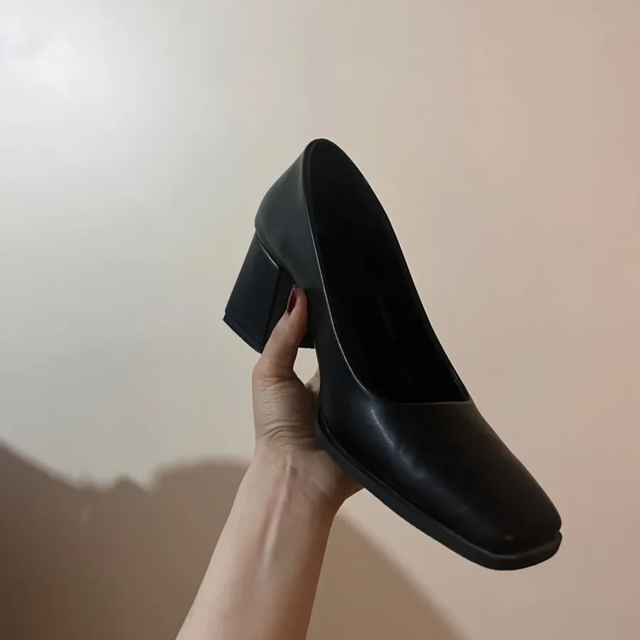 کفش پاشنه بلند مشکی