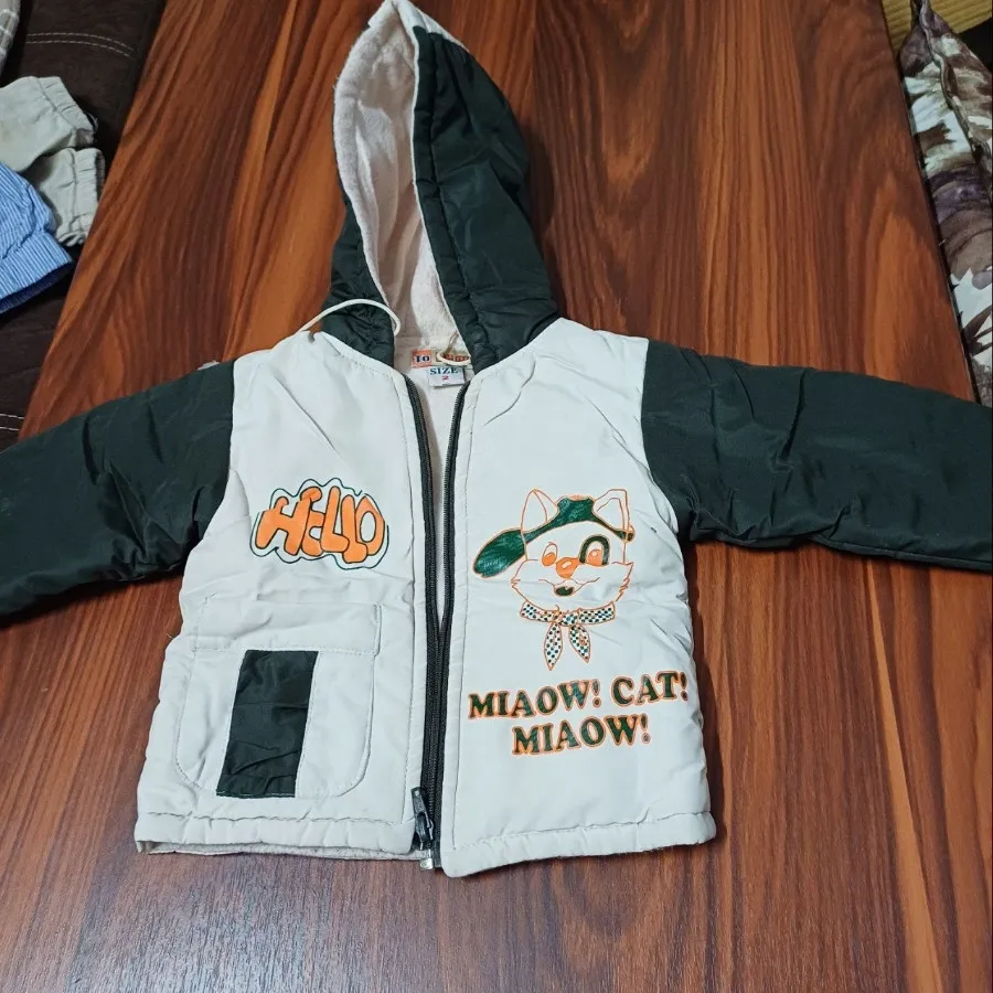 کاپشن و شلوار بچگانه