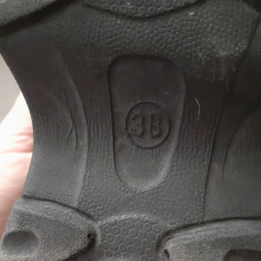 کتونی اسپرت