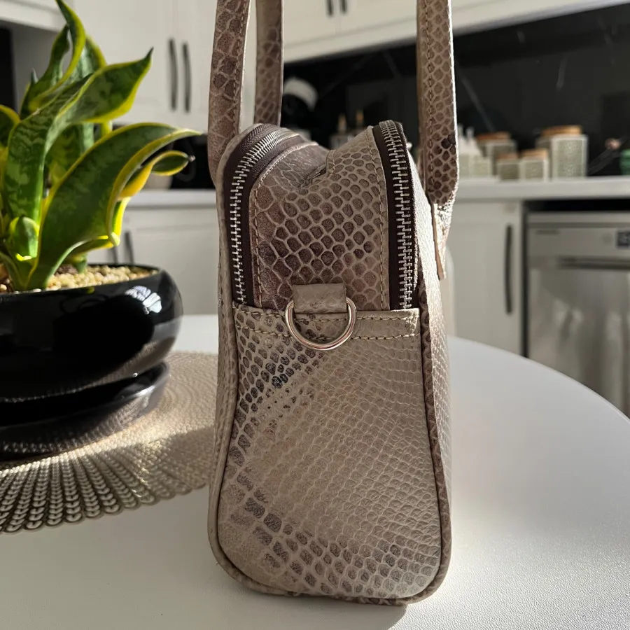 کیف چرم برند mante