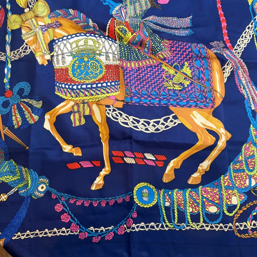 روسری ابریشم دوردست دوز