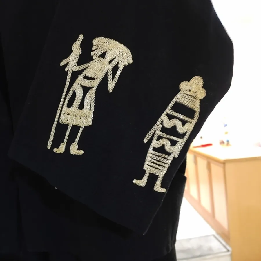 ساحلی با کت