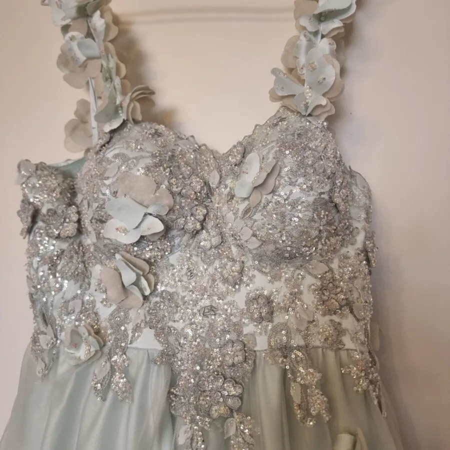 لباس مجلسی پروانه ای