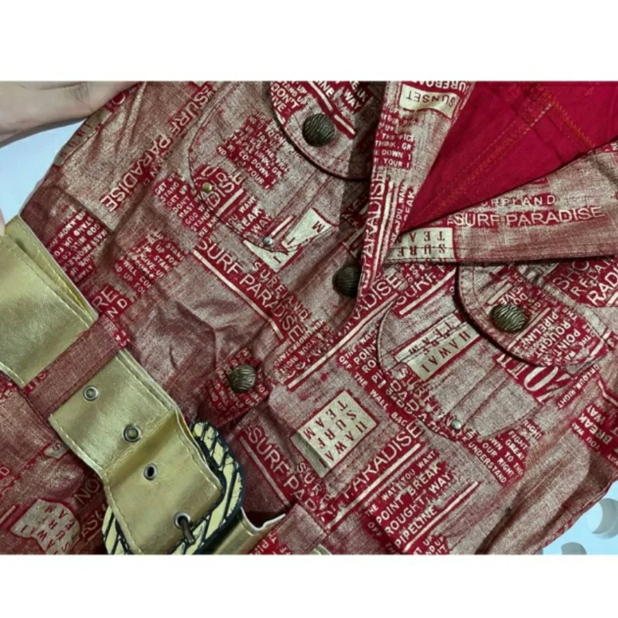 سارافن قرمز