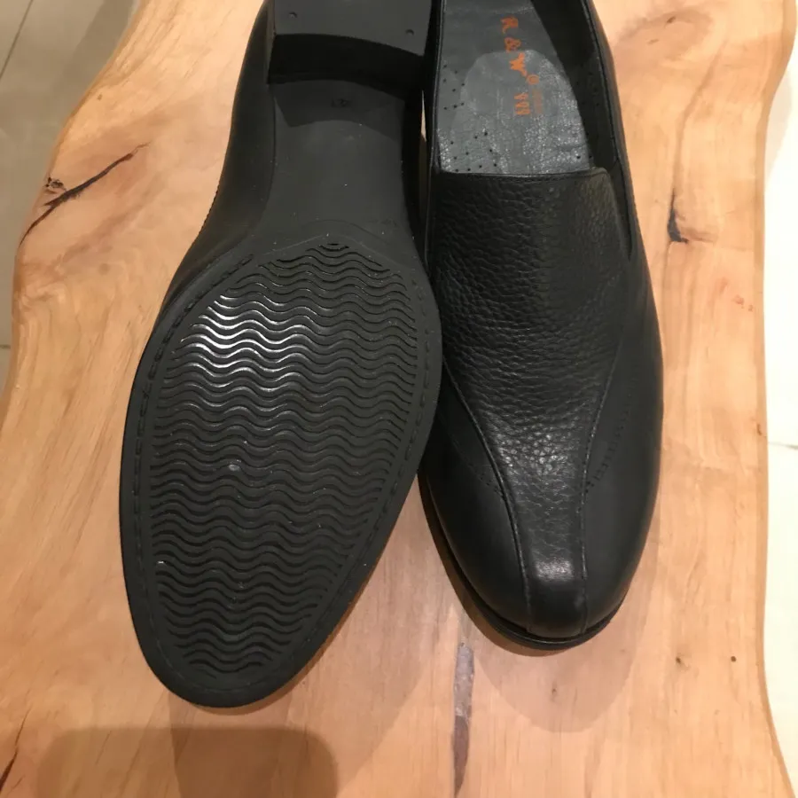 کفش چرم زنانه مشکی مات