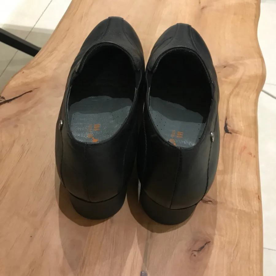 کفش چرم زنانه مشکی مات