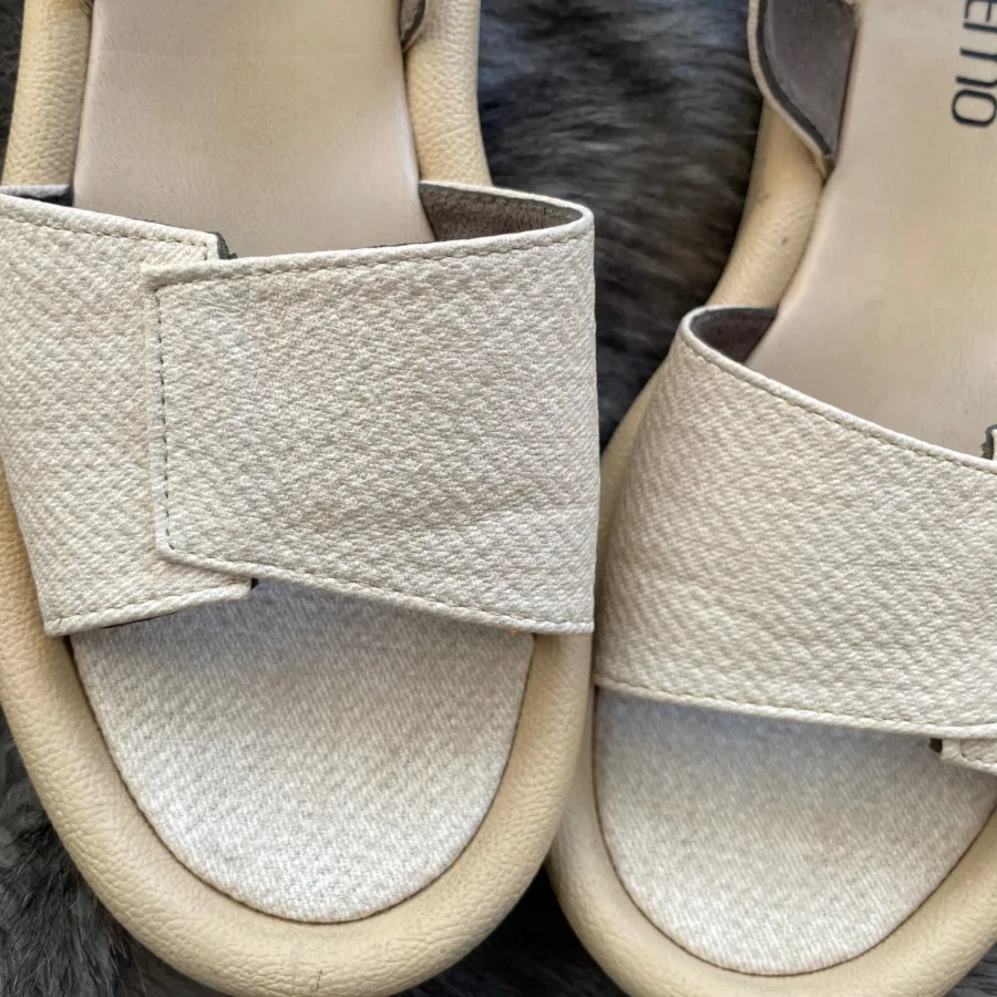 صندل سایز 39