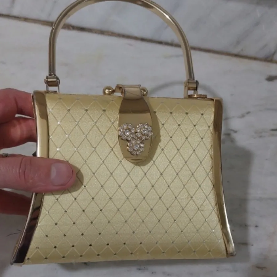 کیف فانتزی طلایی