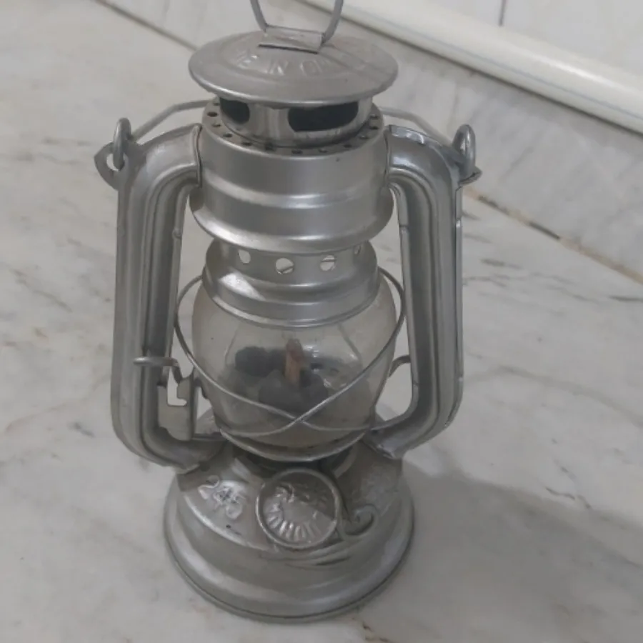 فانوس قدیمی