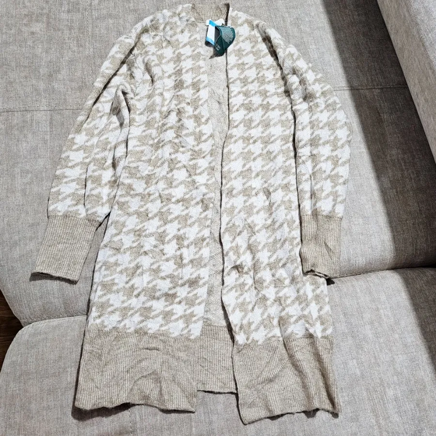 کاردیگان برند h&m