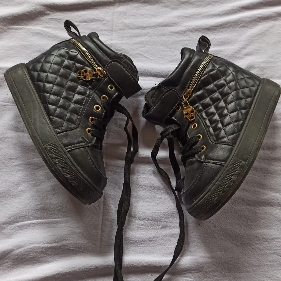 کتانی ساقدار