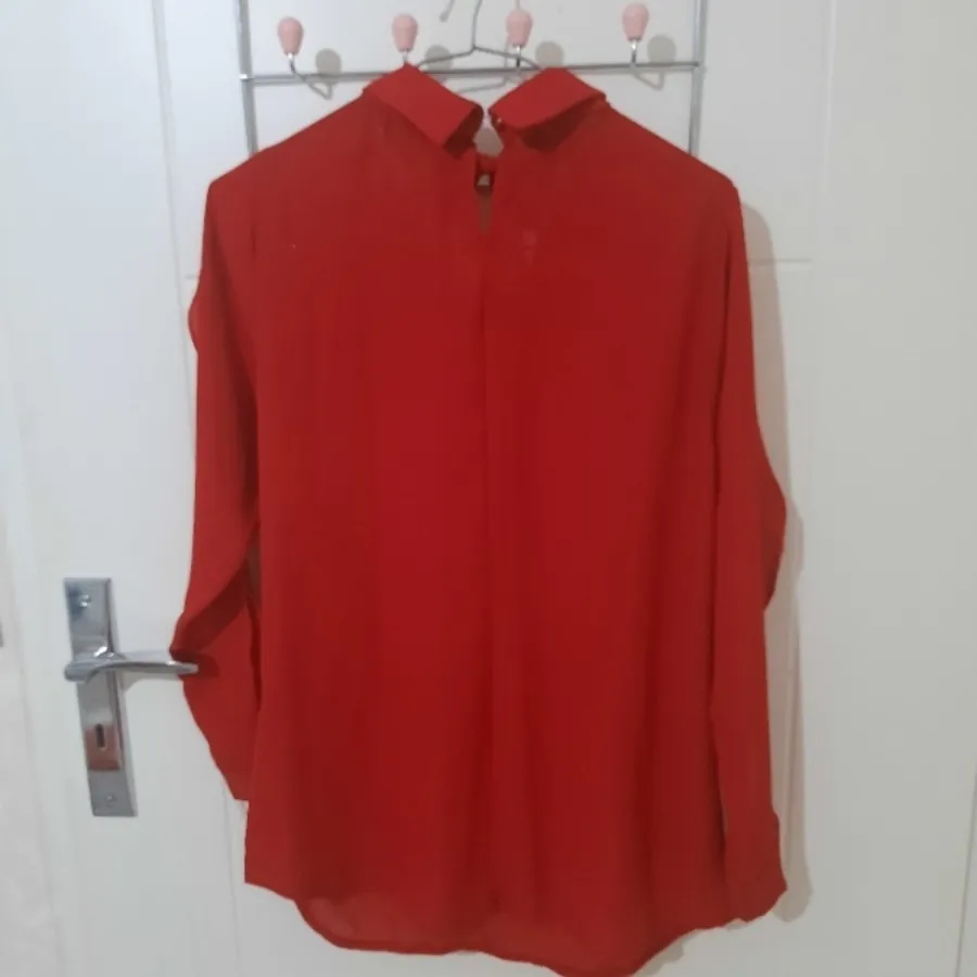 شومیز مازراتی قرمز