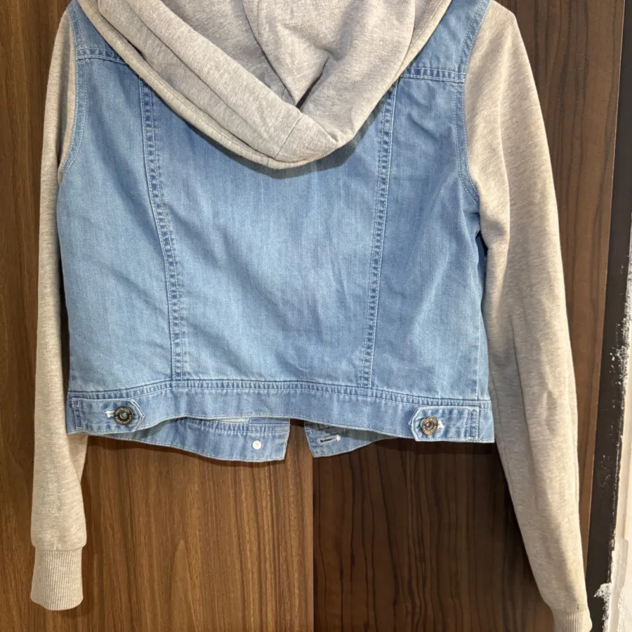 سوییشرت جین نیم تنه