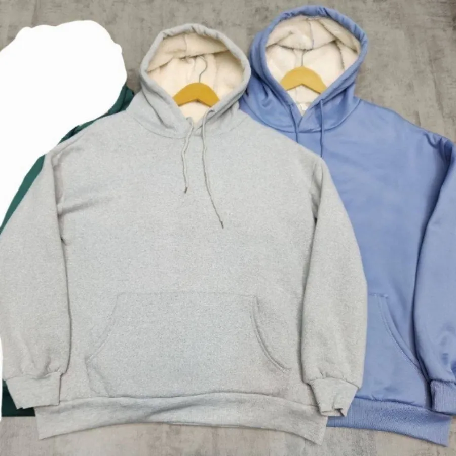 هودی داخل خزکلاهدار