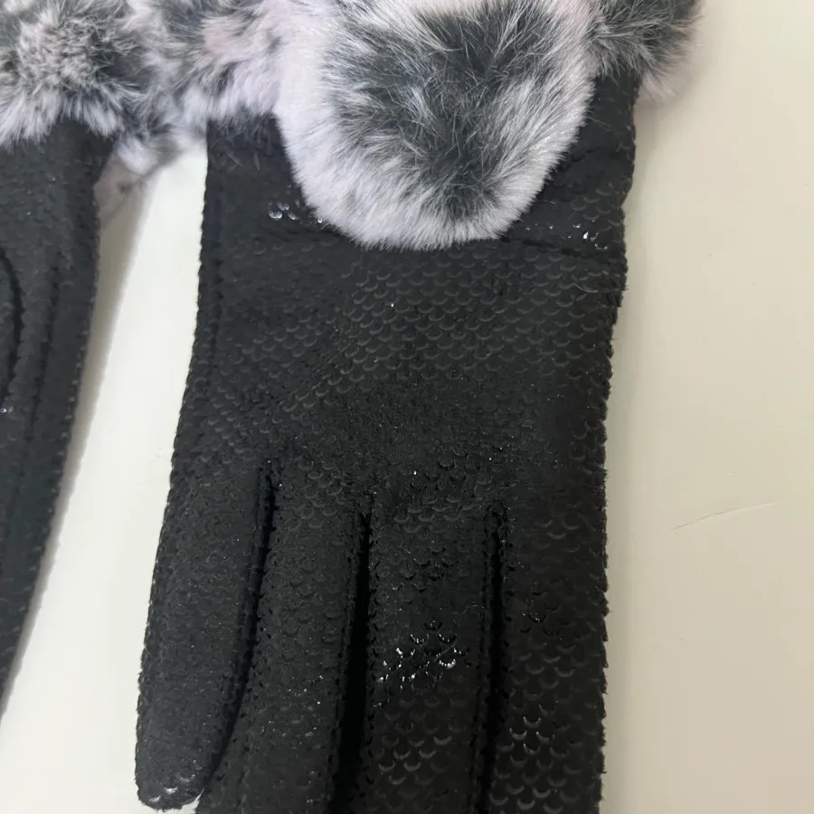 دستکش خزدار