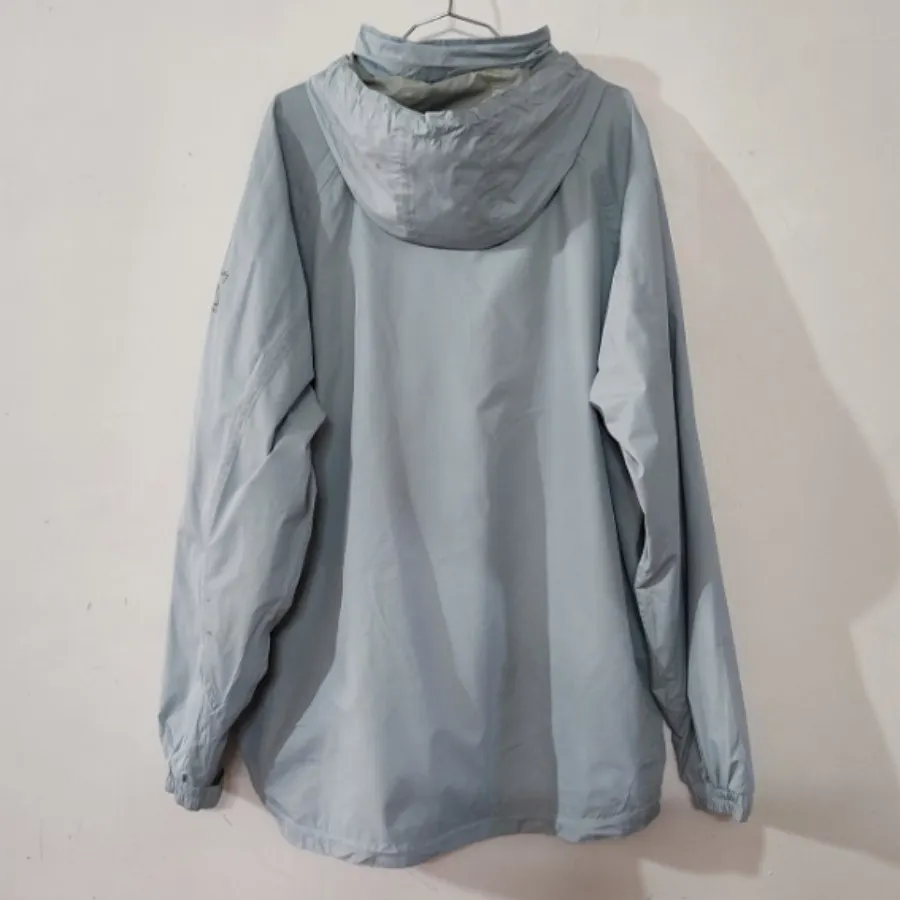 کاپشن بادگیر سبک