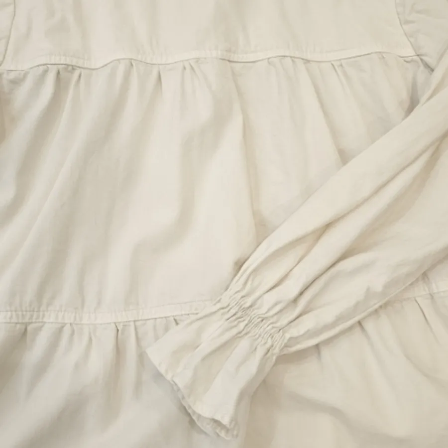 بلوز پوشیده سفید