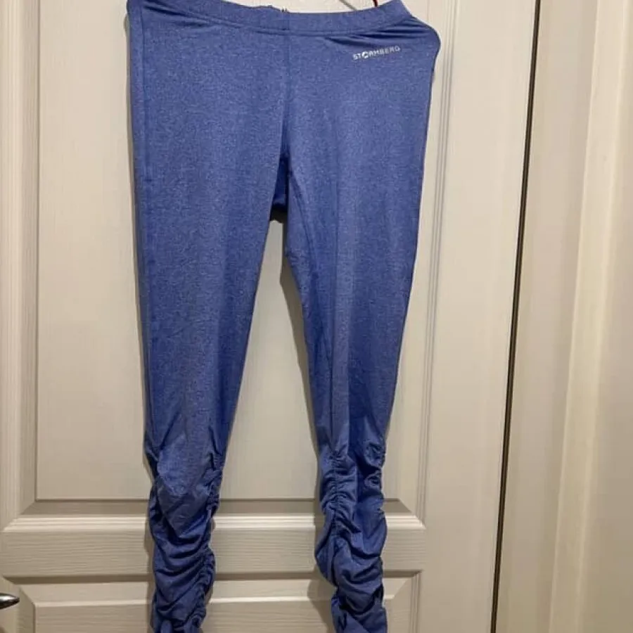 لگ و سووییشرت