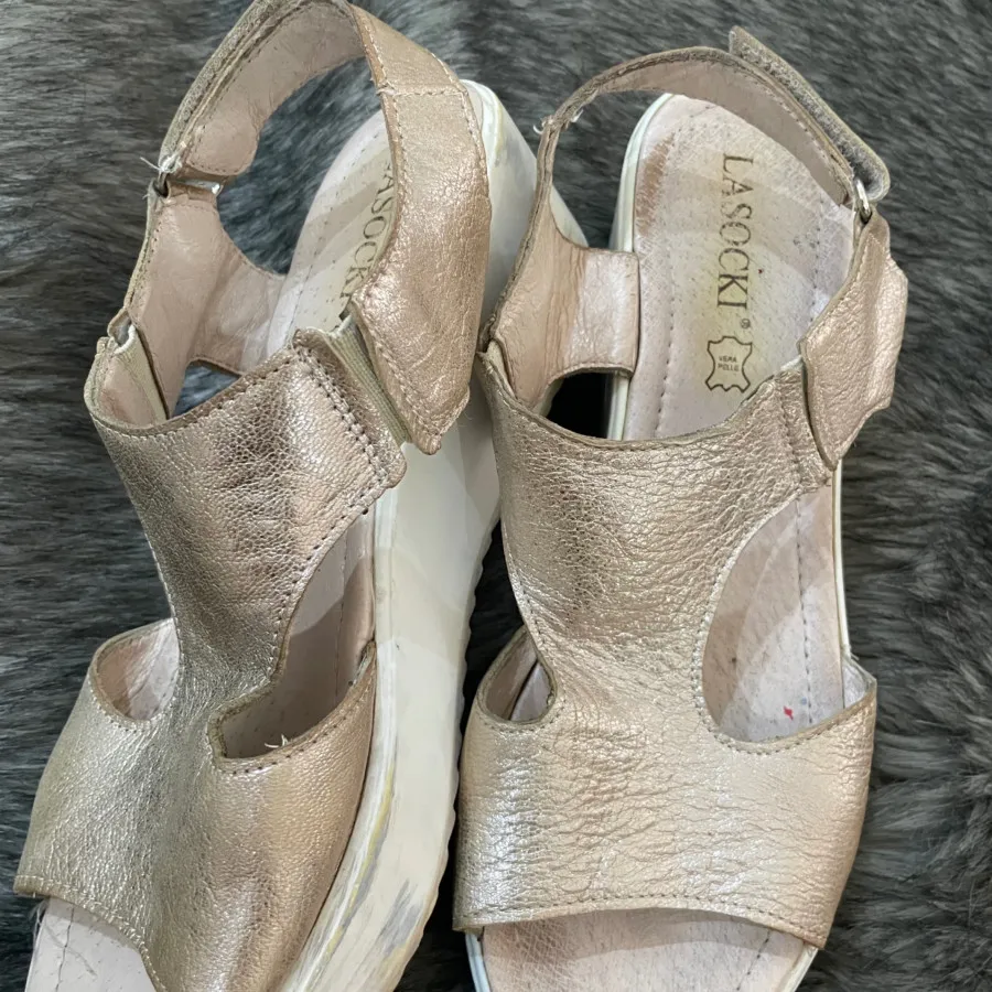 صندل بژ طلایی خارجی 38