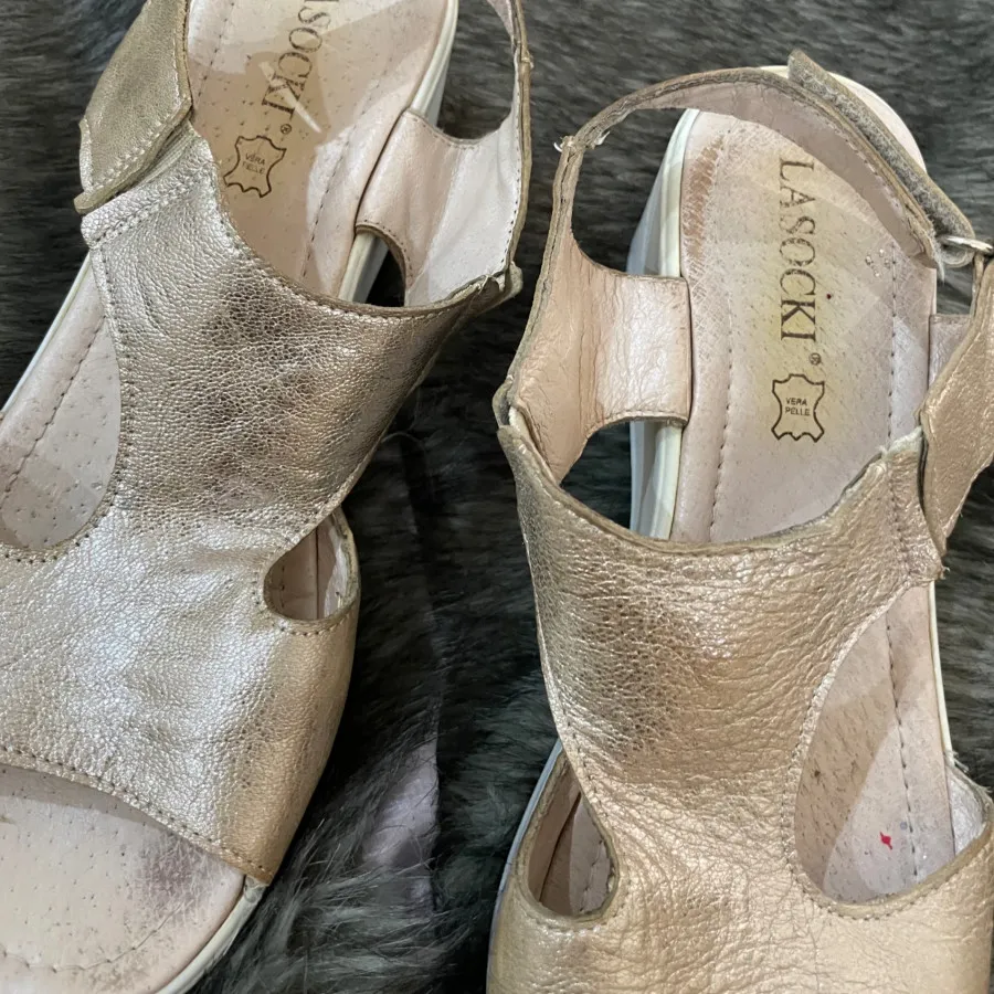 صندل بژ طلایی خارجی 38