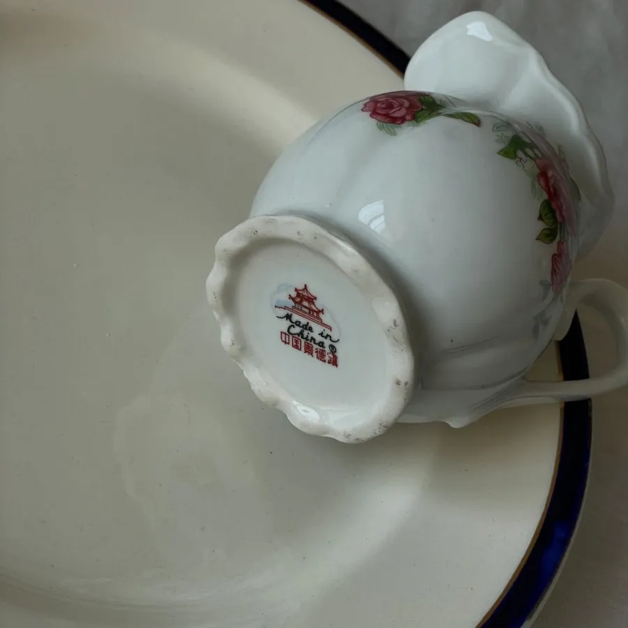 سس خوری گلسرخی