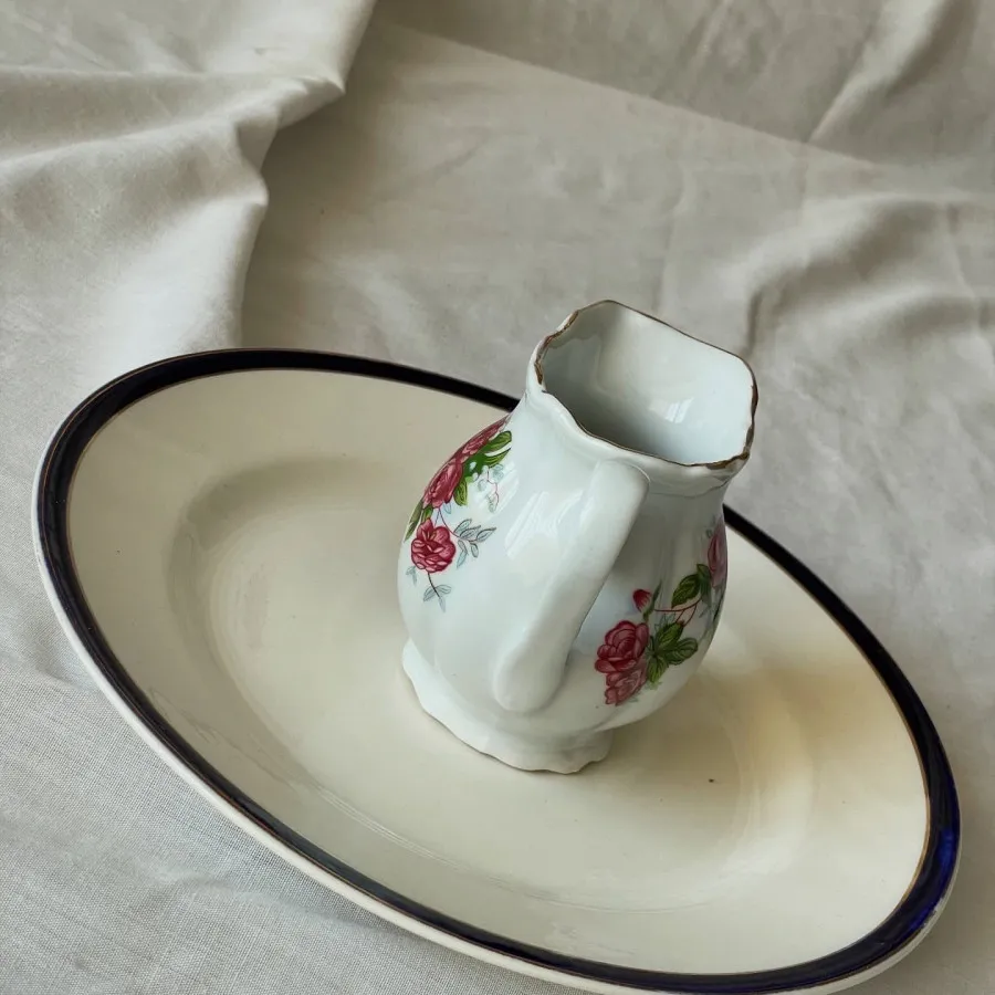 سس خوری گلسرخی