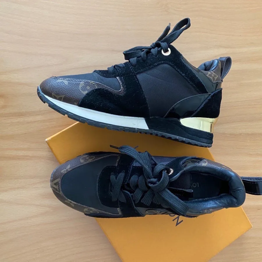 کتونی مسترکپی