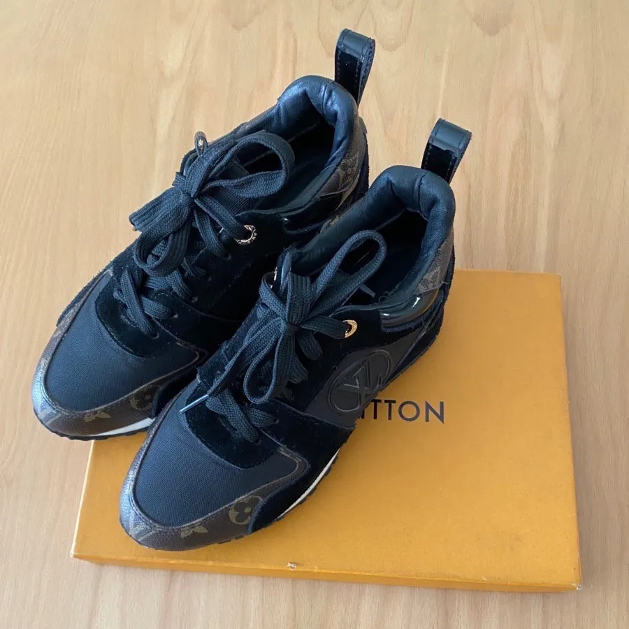 کتونی مسترکپی